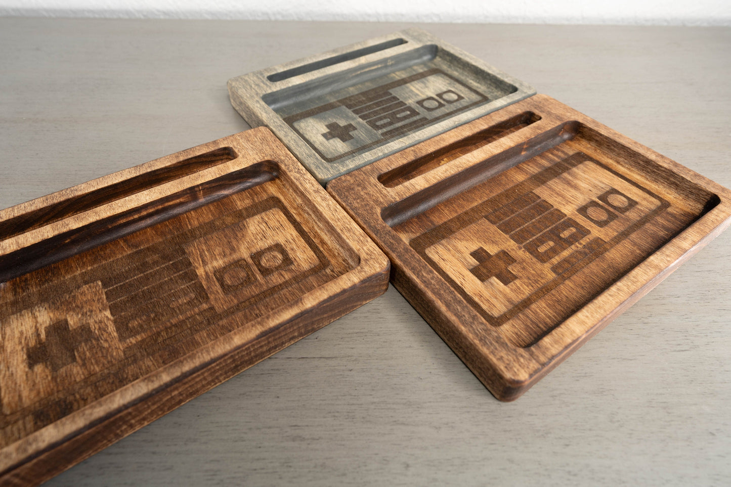 Handcrafted Classic Console Controller Desk Tray: Universal Phone Slot