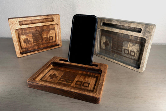 Handcrafted Classic Console Controller Desk Tray: Universal Phone Slot